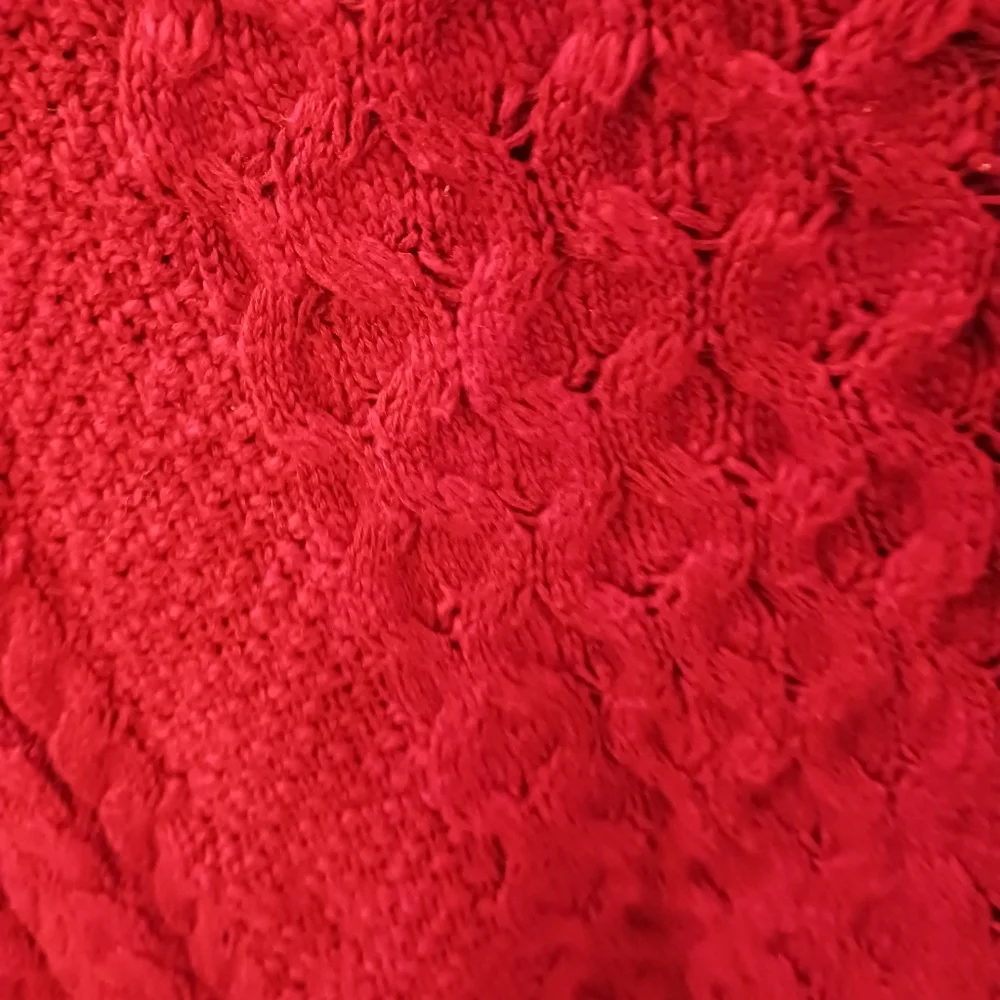 Cranberry cropped sweater - Picture 2 of 4